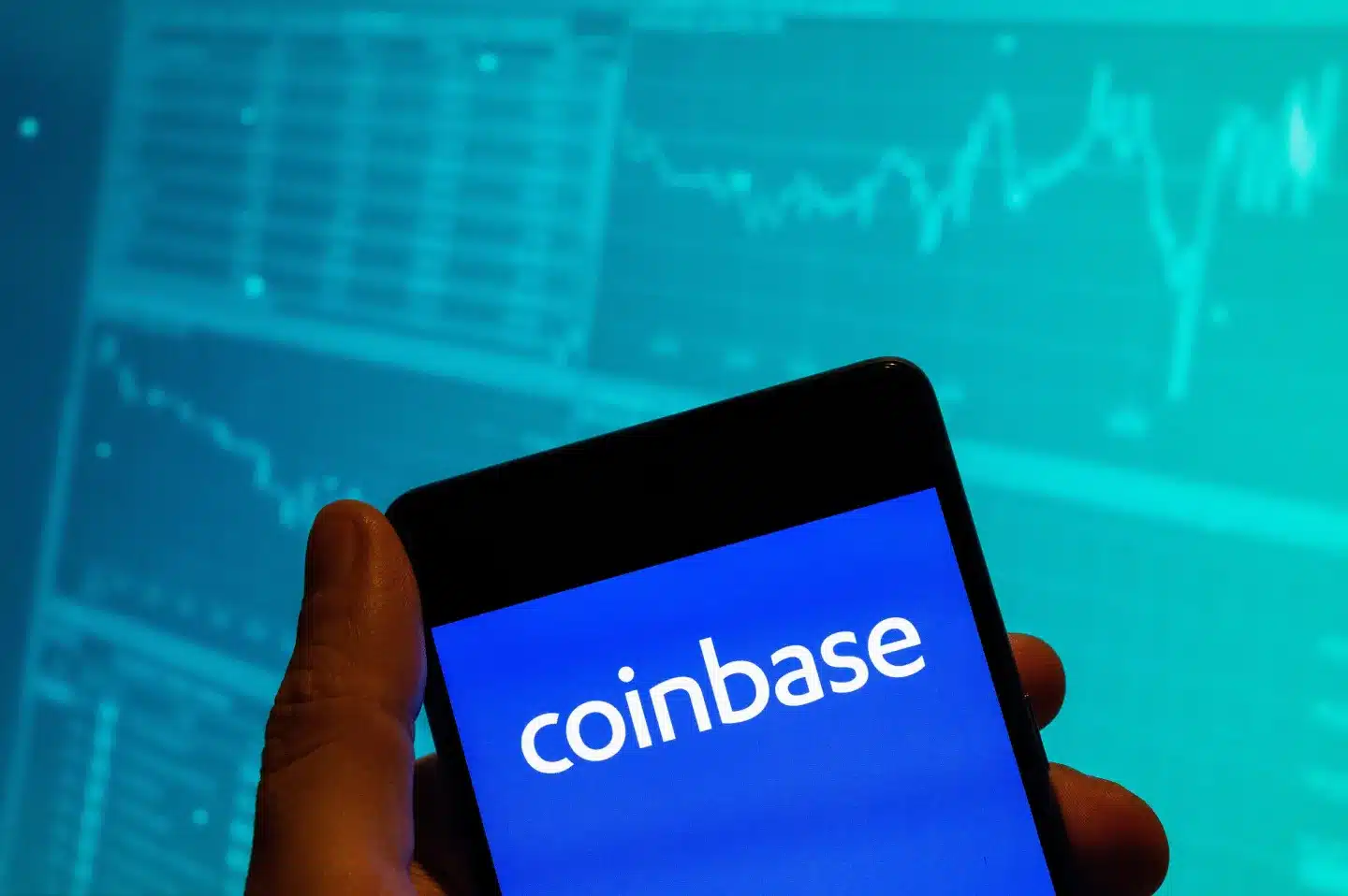 Coinbase Stock on the Brink: Can Base Blockchain Propel a Turnaround?